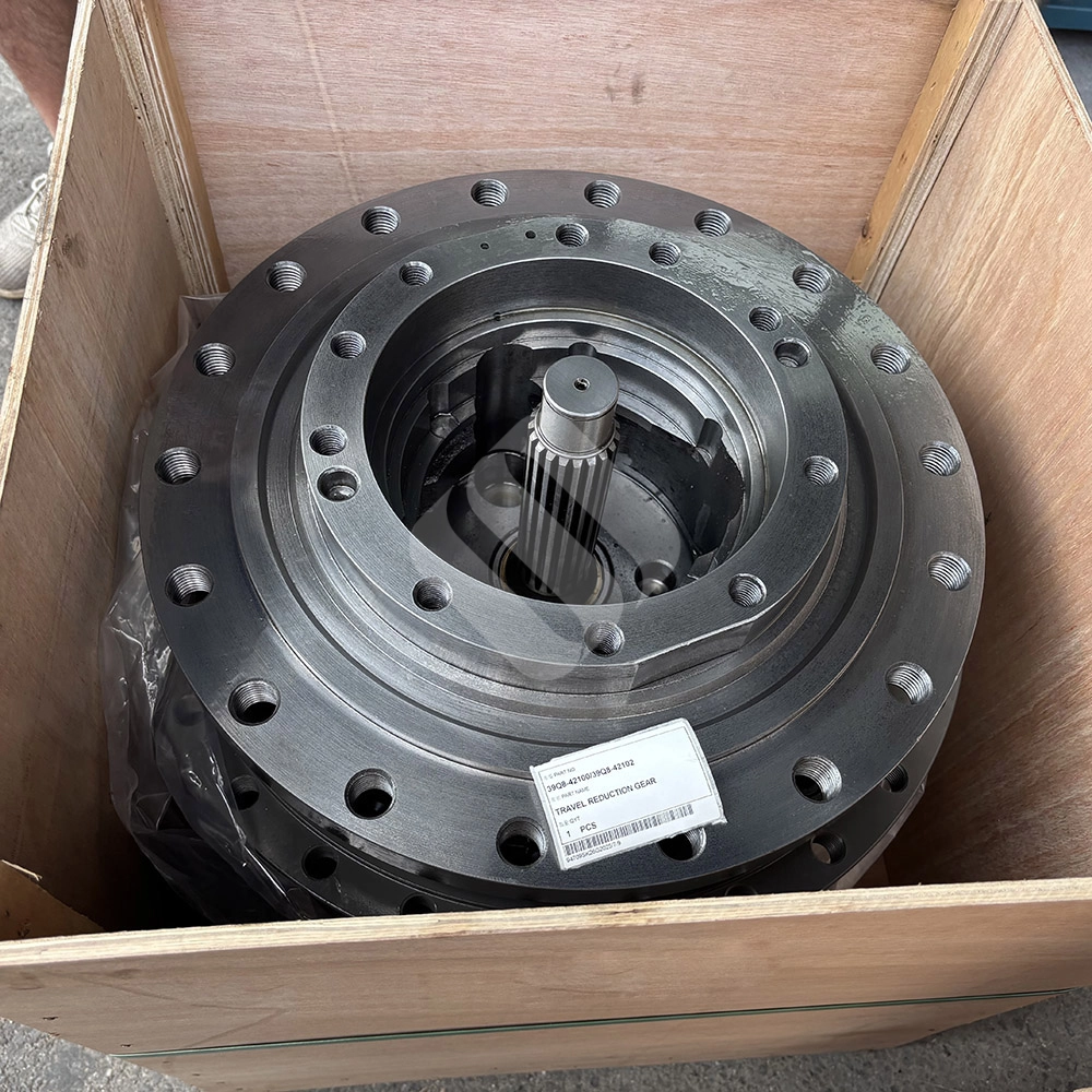 MADE IN CHINA SPARKLING MACHINERY NEW R290LC7A RD340LC-7 39Q8-42100 39Q8-42102 TRAVEL REDUCTION GEAR MADE IN CHINA SPARKLING MACHINERY NEW R290LC7A RD340LC-7 39Q8-42100 39Q8-42102 TRAVEL REDUCTION GEAR
