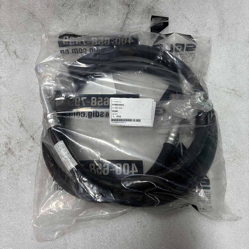 SDLG-E6225F-replacement-hydraulic-hose-4190015953-coupling-close-up