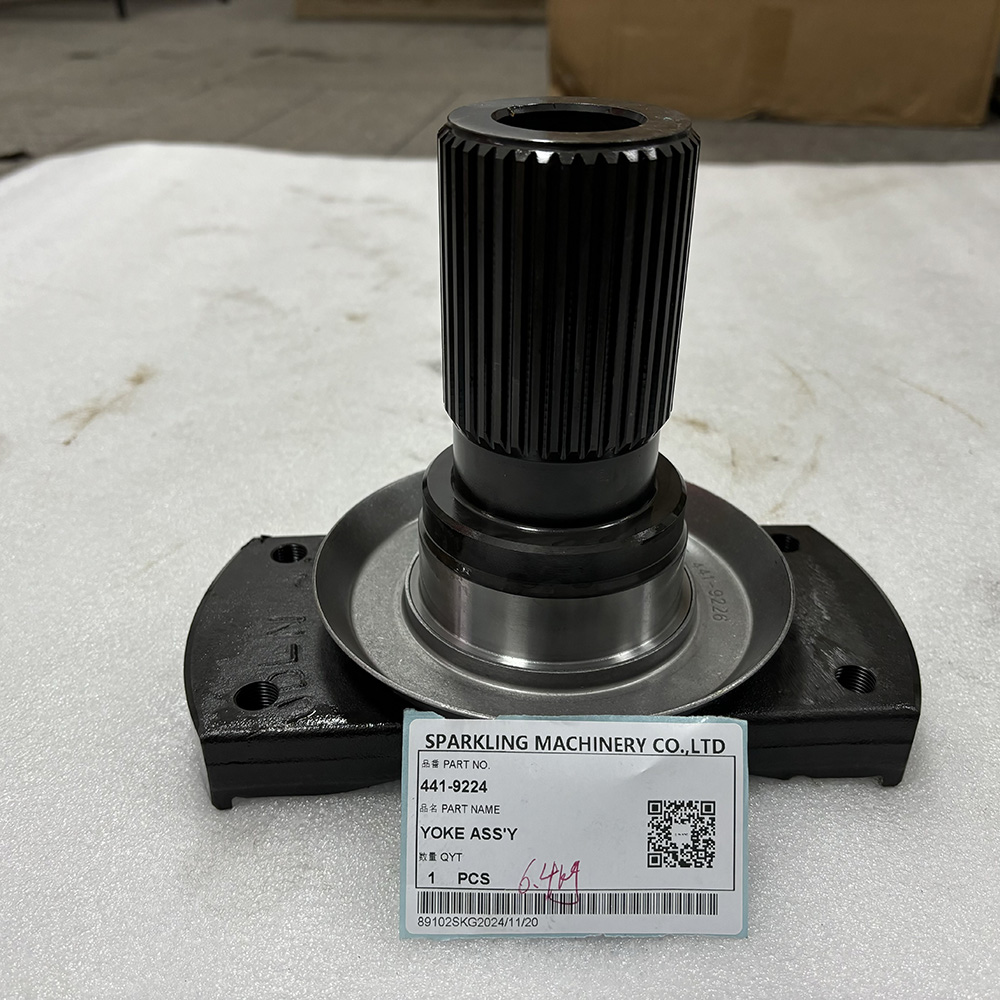 Caterpillar 441-9224, CA4419224, 4419224 transfer yoke, CAT gear yoke assy, CAT 773E parts, 775F transfer components, D10R drivetrain parts, Caterpillar yoke assembly, CAT transfer gear repair
