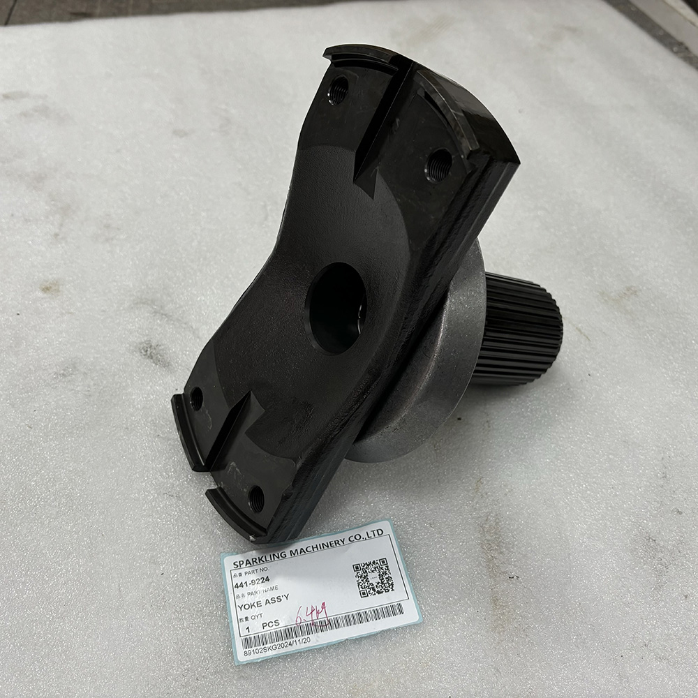 Caterpillar 441-9224, CA4419224, 4419224 transfer yoke, CAT gear yoke assy, CAT 773E parts, 775F transfer components, D10R drivetrain parts, Caterpillar yoke assembly, CAT transfer gear repair