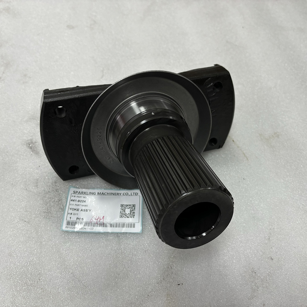 Caterpillar 441-9224, CA4419224, 4419224 transfer yoke, CAT gear yoke assy, CAT 773E parts, 775F transfer components, D10R drivetrain parts, Caterpillar yoke assembly, CAT transfer gear repair