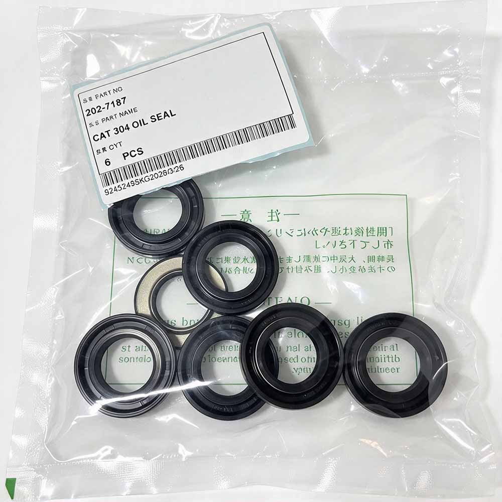 Cat-301.8-replacement-shaft-oil-seal-2027187-sealing-lip-close-up