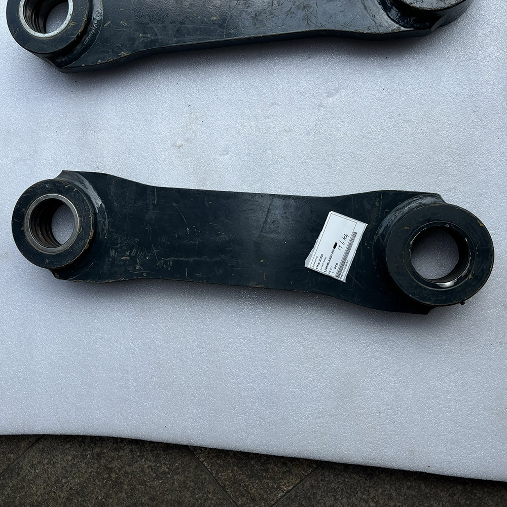 Dozer Blade Link B & Link Assy for Hyundai Excavator R210LC-9 R220LC-9S OEM 51N6-30410 51N6-30420