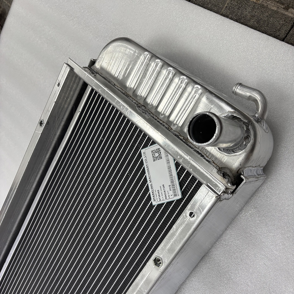 SPARKLING MACHINERY BOBCAT 6736362 RADIATOR