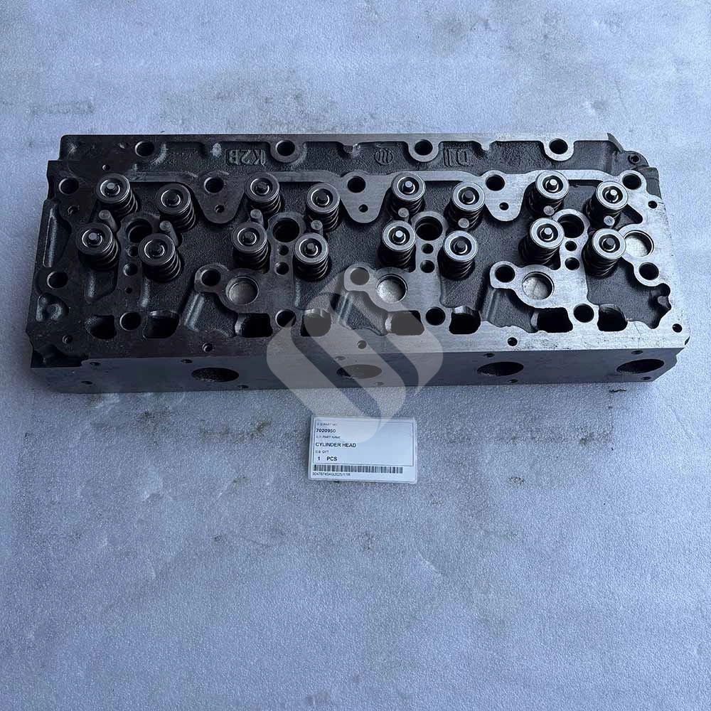 Excavator Spare Parts 7020950 Cylinder Head for Volvo Construction Equipment Genuine Volvo Cylinder Head Part Number 7020950