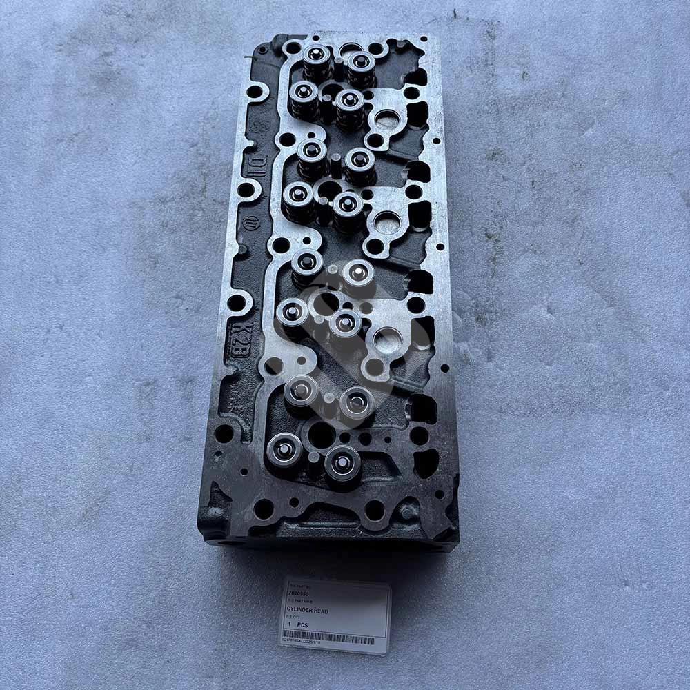 Excavator Spare Parts 7020950 Cylinder Head for Volvo Construction Equipment Genuine Volvo Cylinder Head Part Number 7020950