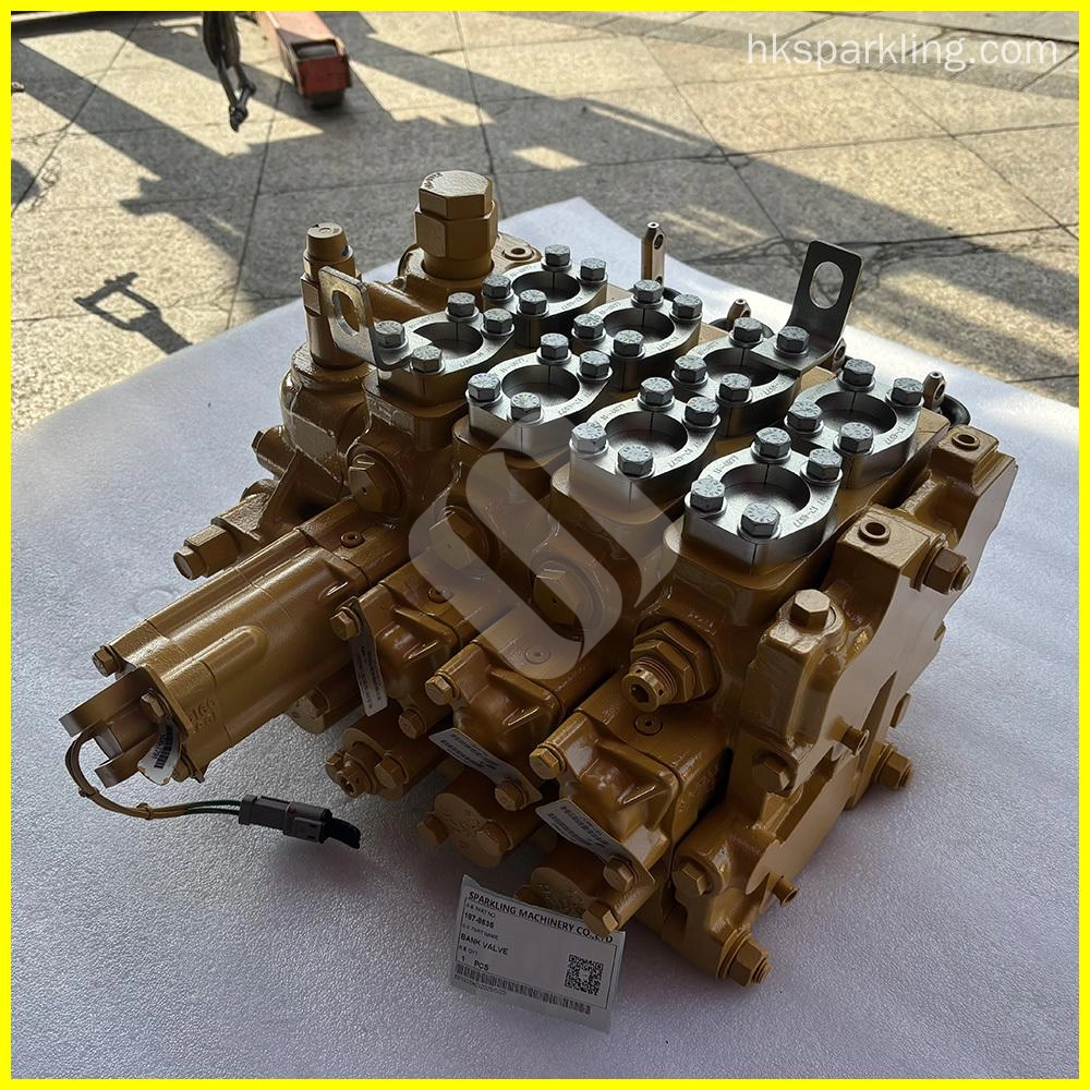 D9R TRACK-TYPE TRACTOR CA1878636 187-8636 1878636 VALVE GP-MAIN CONTROL VALVE ASSY