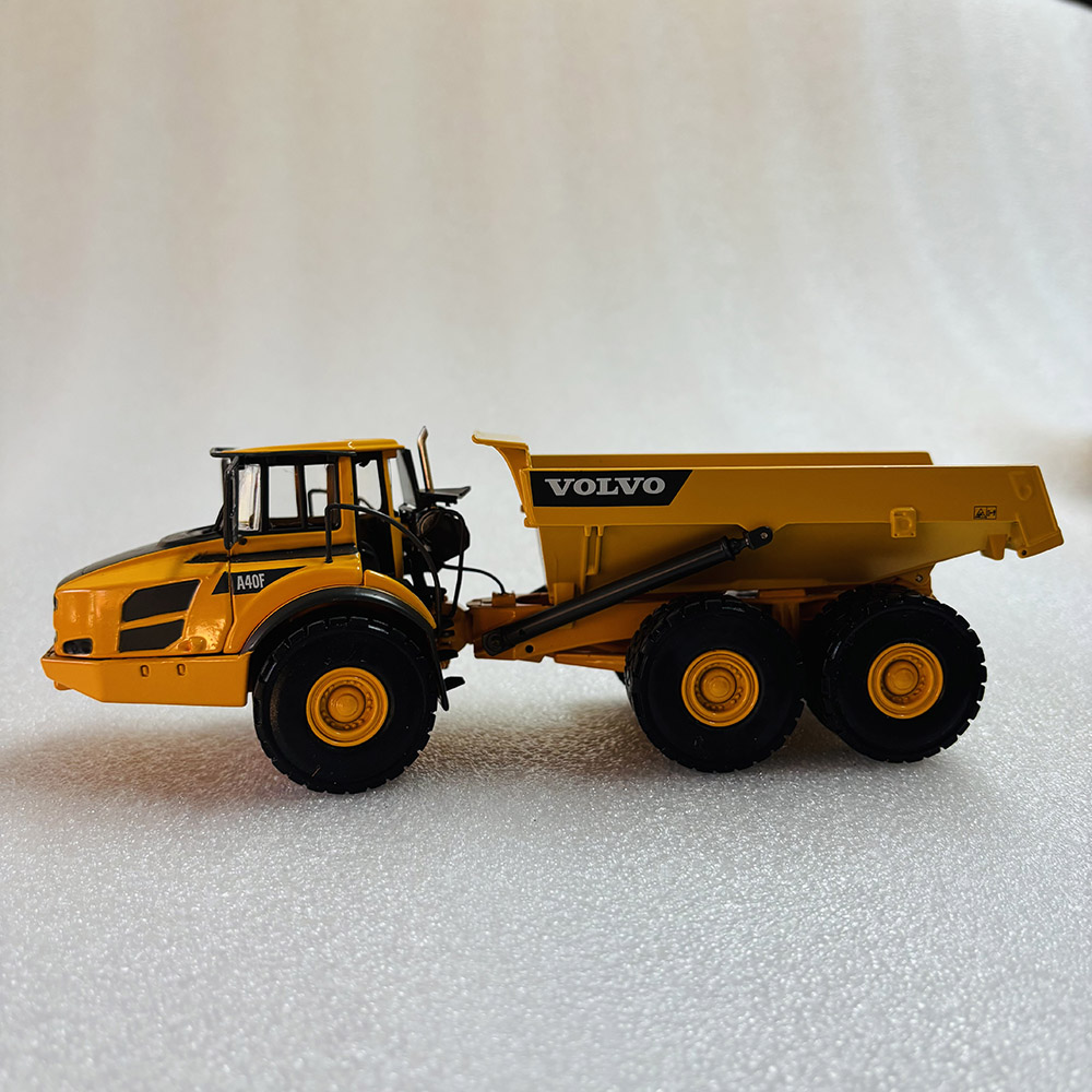 Volvo A40F die-cast metal alloy articulated hauler with detailed cabin and movable parts