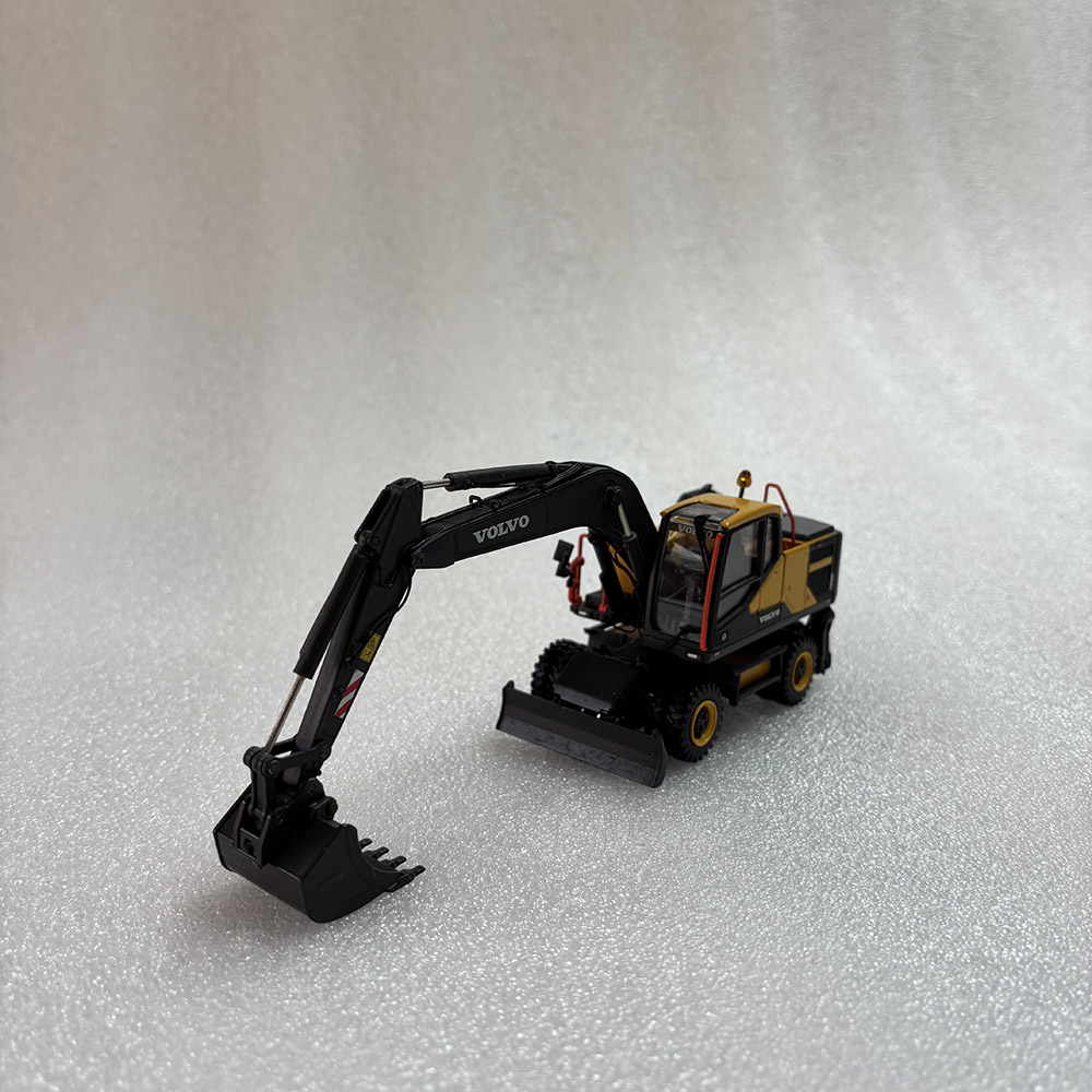 Volvo EW180E die-cast excavator model metal alloy with movable boom arm and bucke