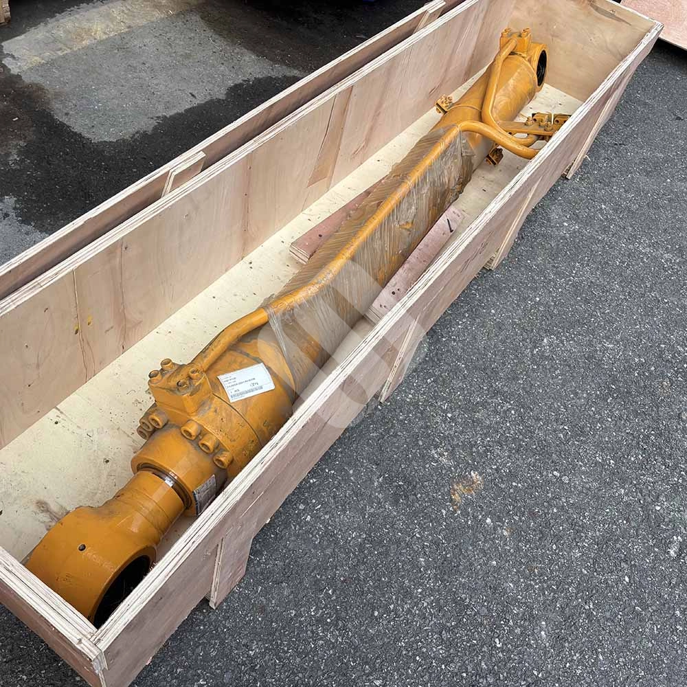 Hyundai HIGH-QUALITY EXCAVATOR PARTS MADE IN CHINA NEW 31Q7-51120 CYLINDER ASS'Y, RH BOOM SPARKLING MACHINERY Hyundai HIGH-QUALITY EXCAVATOR PARTS MADE IN CHINA NEW 31Q7-51120 CYLINDER ASS'Y, RH BOOM SPARKLING MACHINERY