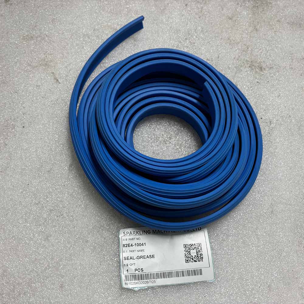 Hyundai-82E4-10041-heavy-equipment-excavator-grease-seal