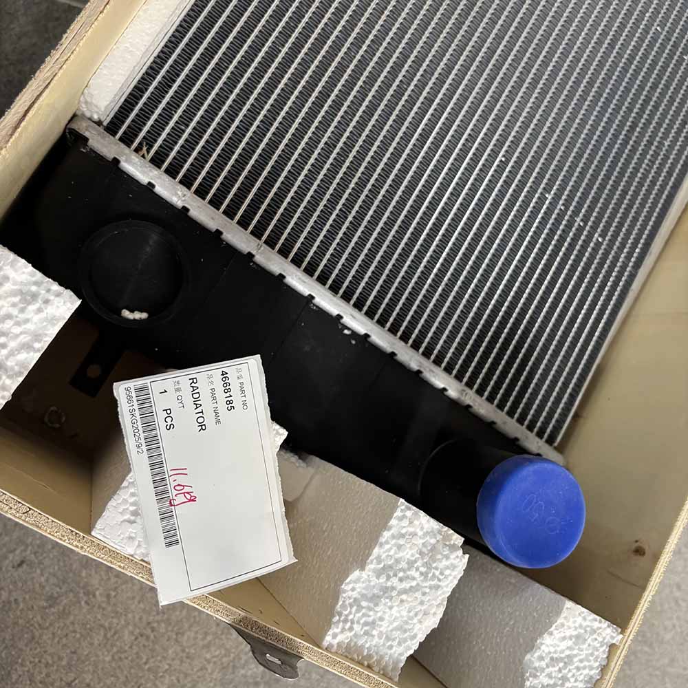 Hitachi HIGH-QUALITY EXCAVATOR PARTS MADE IN CHINA NEW ZX70-3 ZX75UR-3 ZX75US-3 4668185 RADIATOR SPARKLING MACHINERY