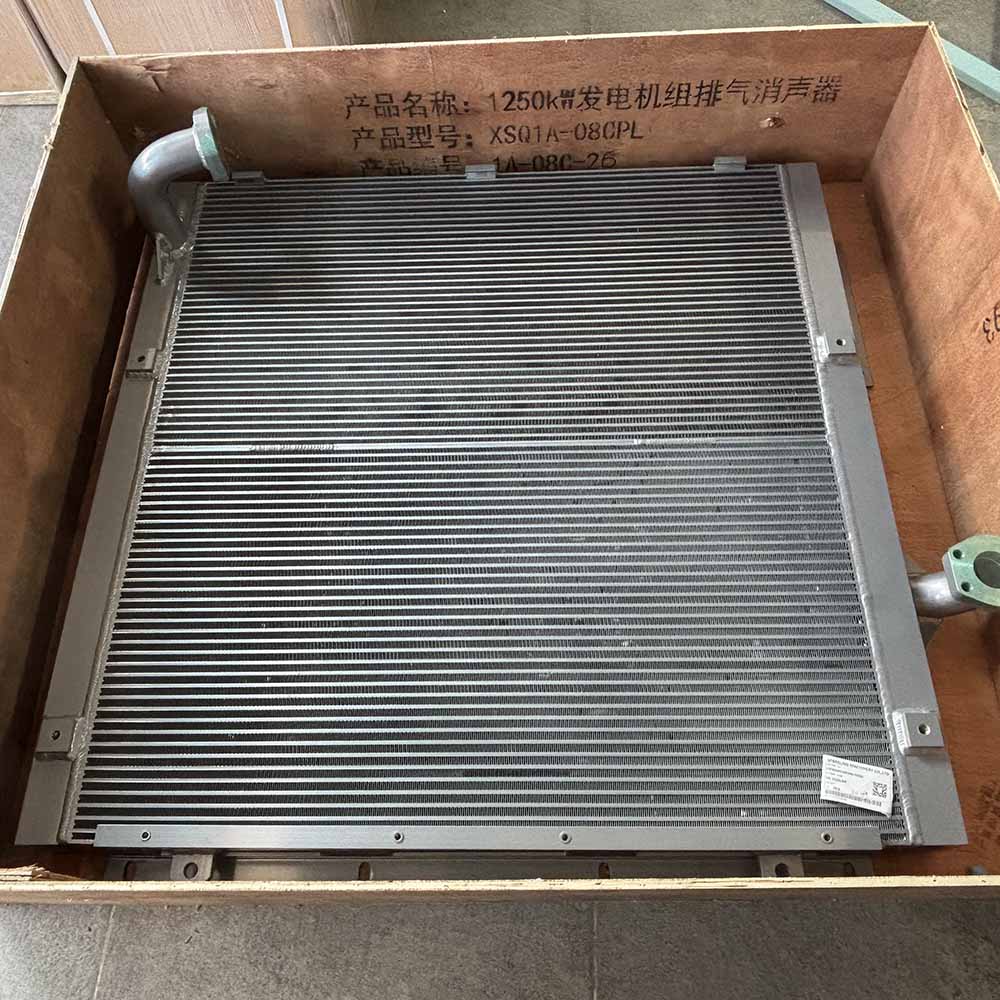 Doosan HIGH-QUALITY EXCAVATOR PARTS MADE IN CHINA NEW 13F52000/400206-00340 OIL COOLER SPARKLING MACHINERY