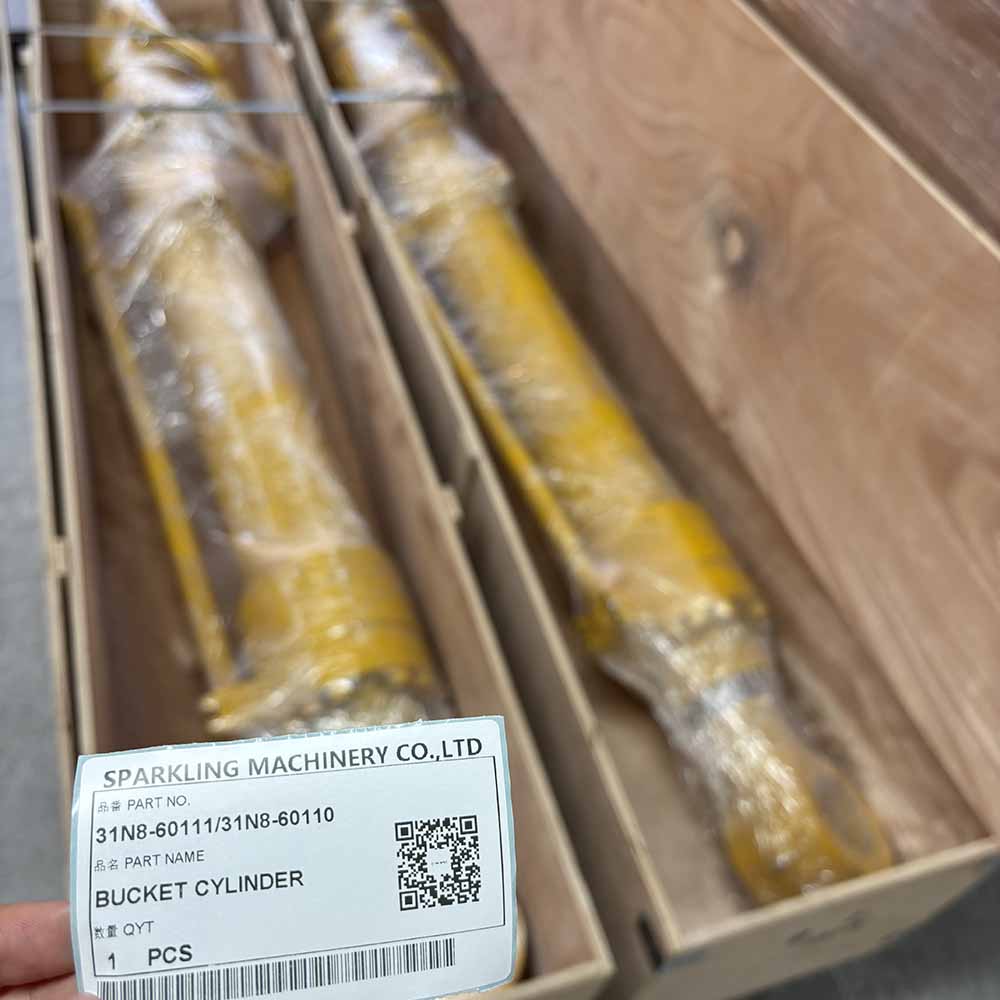 Hyundai HIGH-QUALITY EXCAVATOR PARTS MADE IN CHINA NEW R290LC7 R290LC7H R305LC7 31N8-60111/31N8-60110 BUCKET CYLINDER SPARKLING MACHINERY