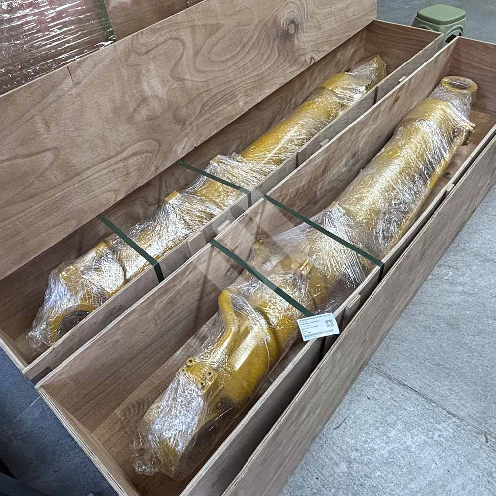 Hyundai HIGH-QUALITY EXCAVATOR PARTS MADE IN CHINA NEW R290LC7 R290LC7H R305LC7 31N8-60111 31N8-60110 BUCKET CYLINDER SPARKLING MACHINERY Hyundai HIGH-QUALITY EXCAVATOR PARTS MADE IN CHINA NEW R290LC7 R290LC7H R305LC7 31N8-60111/31N8-60110 BUCKET CYLINDER SPARKLING MACHINERY