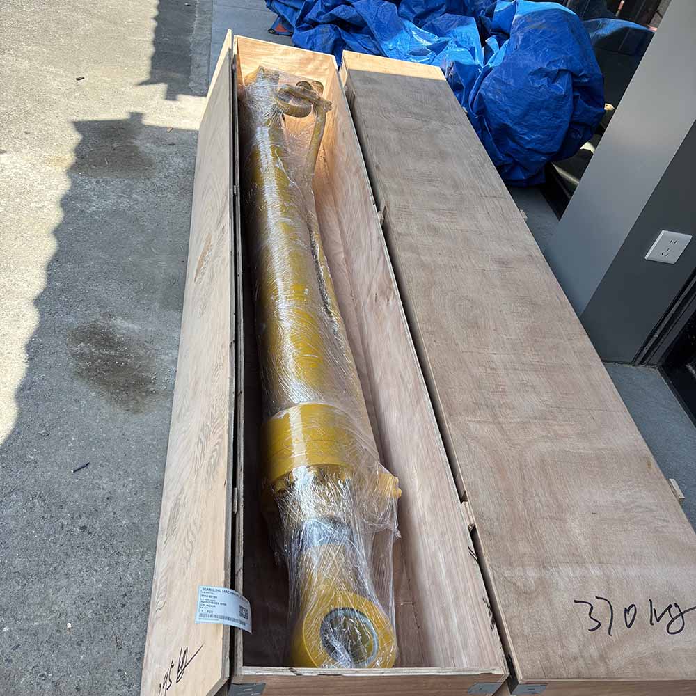 Hyundai HIGH-QUALITY EXCAVATOR PARTS MADE IN CHINA NEW 31N6-50130 R200/210/220 ARM CYLINDER SPARKLING MACHINERY