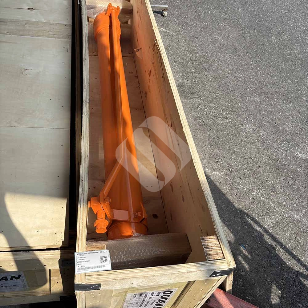 Doosan HIGH-QUALITY EXCAVATOR PARTS MADE IN CHINA NEW 170LC 170W 175LC 180W 440-00020A ARM CYLINDER SPARKLING MACHINERY Doosan HIGH-QUALITY EXCAVATOR PARTS MADE IN CHINA NEW 170LC 170W 175LC 180W 440-00020A ARM CYLINDER SPARKLING MACHINERY