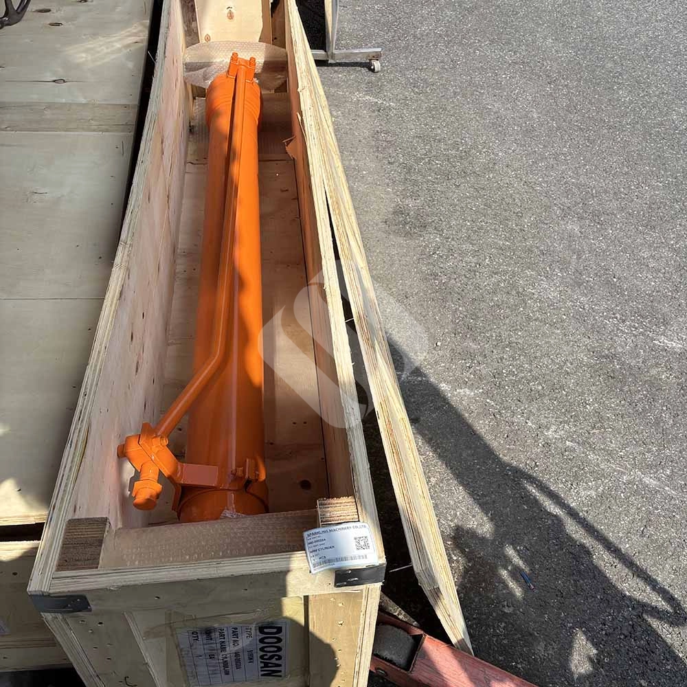 Doosan HIGH-QUALITY EXCAVATOR PARTS MADE IN CHINA NEW 170LC 170W 175LC 180W 440-00020A ARM CYLINDER SPARKLING MACHINERY Doosan HIGH-QUALITY EXCAVATOR PARTS MADE IN CHINA NEW 170LC 170W 175LC 180W 440-00020A ARM CYLINDER SPARKLING MACHINERY