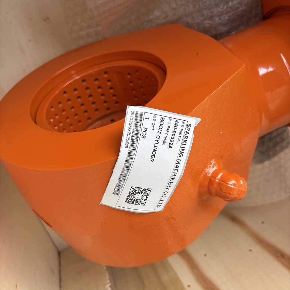 Doosan HIGH-QUALITY EXCAVATOR PARTS MADE IN CHINA NEW 420LC 440-00322A BOOM CYLINDER SPARKLING MACHINERY