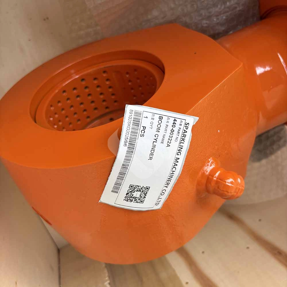 Doosan HIGH-QUALITY EXCAVATOR PARTS MADE IN CHINA NEW 420LC 440-00322A BOOM CYLINDER SPARKLING MACHINERY Doosan HIGH-QUALITY EXCAVATOR PARTS MADE IN CHINA NEW 420LC 440-00322A BOOM CYLINDER SPARKLING MACHINERY