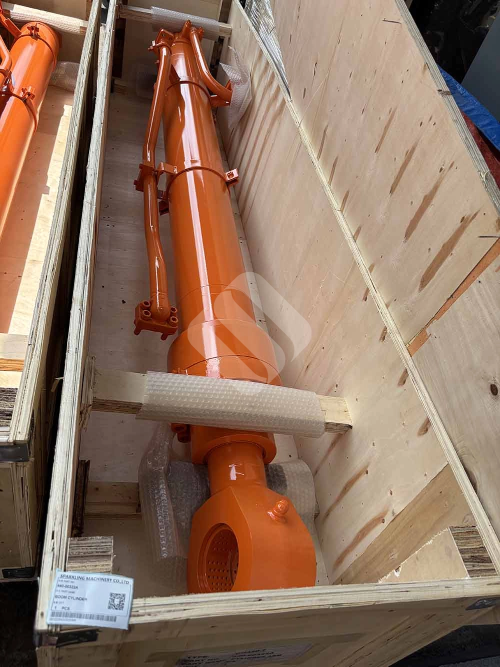 Doosan HIGH-QUALITY EXCAVATOR PARTS MADE IN CHINA NEW 420LC 440-00322A BOOM CYLINDER SPARKLING MACHINERY Doosan HIGH-QUALITY EXCAVATOR PARTS MADE IN CHINA NEW 420LC 440-00322A BOOM CYLINDER SPARKLING MACHINERY