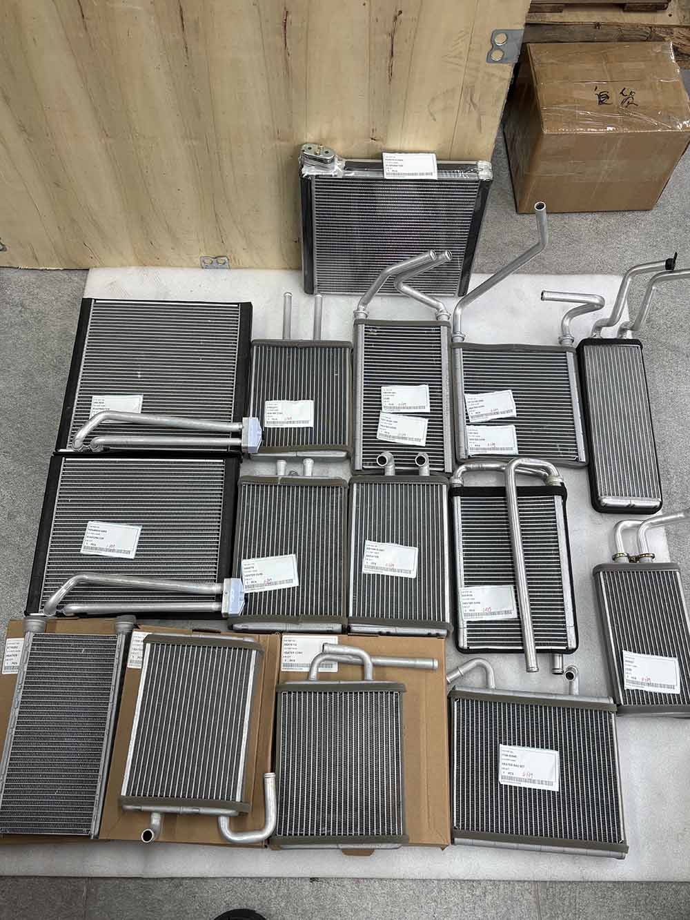 HIGH-QUALITY EXCAVATOR PARTS MADE IN CHINA NEW HEATER SPARKLING MACHINERY