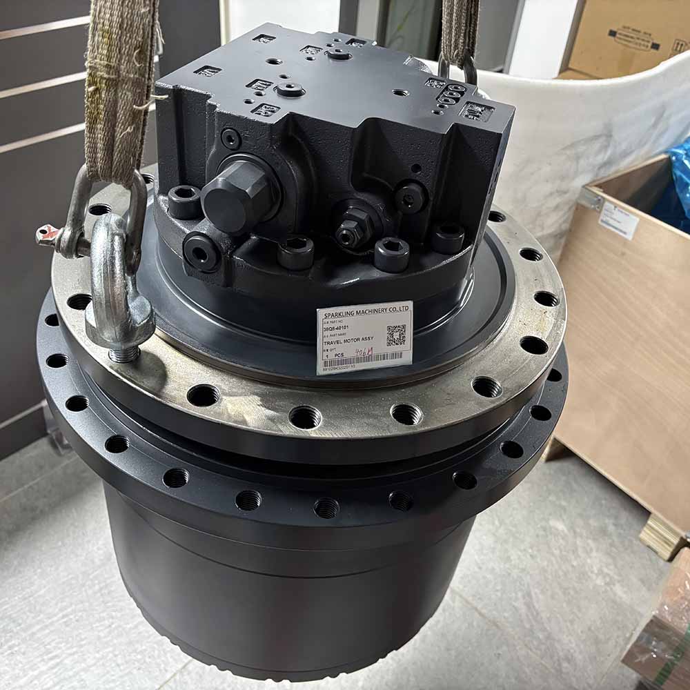 38Q8-40101-Hydraulic-Final-Drive-Motor-for-Hyundai-R290LC-9