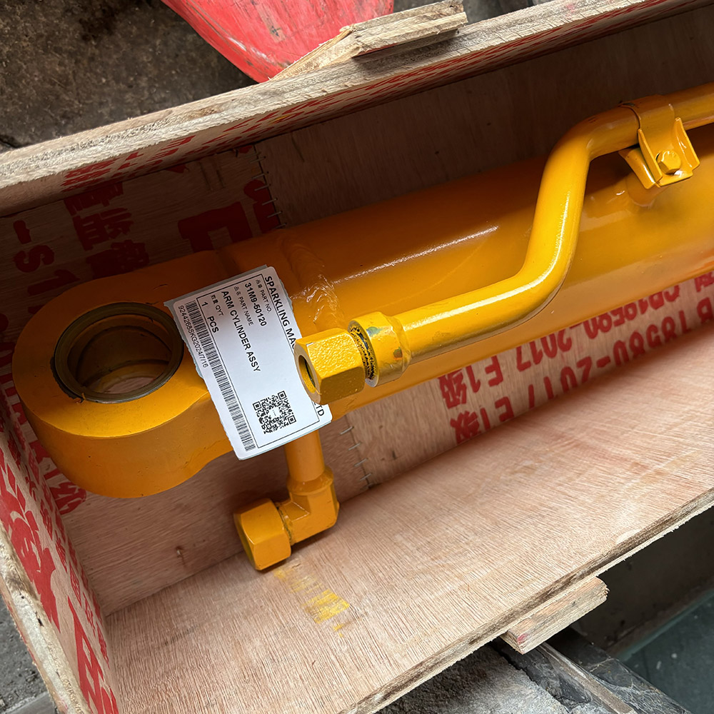 HYUNDAI WHEEL EXCAVATOR R55-9 R55W-9 31M9-50120 ARM CYLINDER