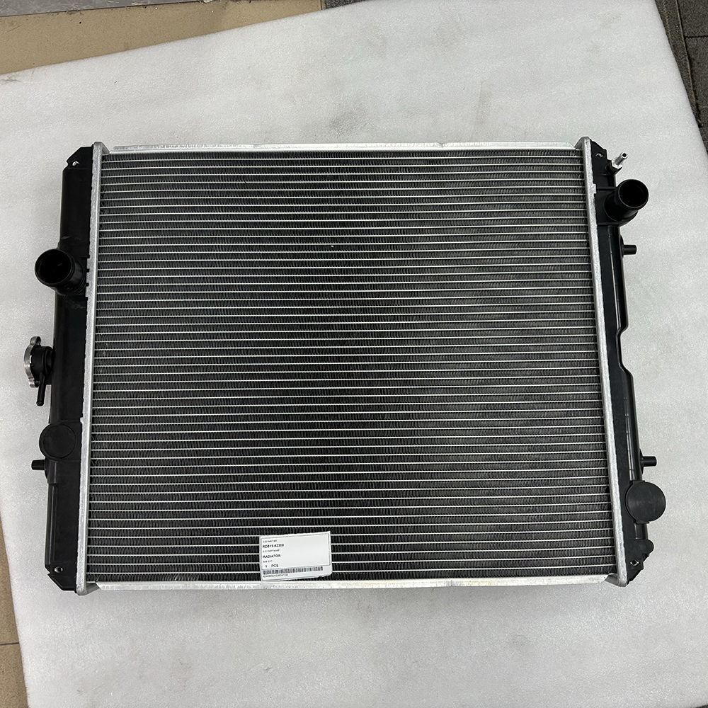 MADE IN CHINA SPARKLING MACHINERY NEW KX080 RD819-42300 RADIATOR