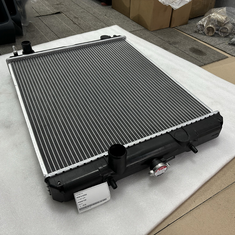 MADE IN CHINA SPARKLING MACHINERY NEW KX080 RD819-42300 RADIATOR