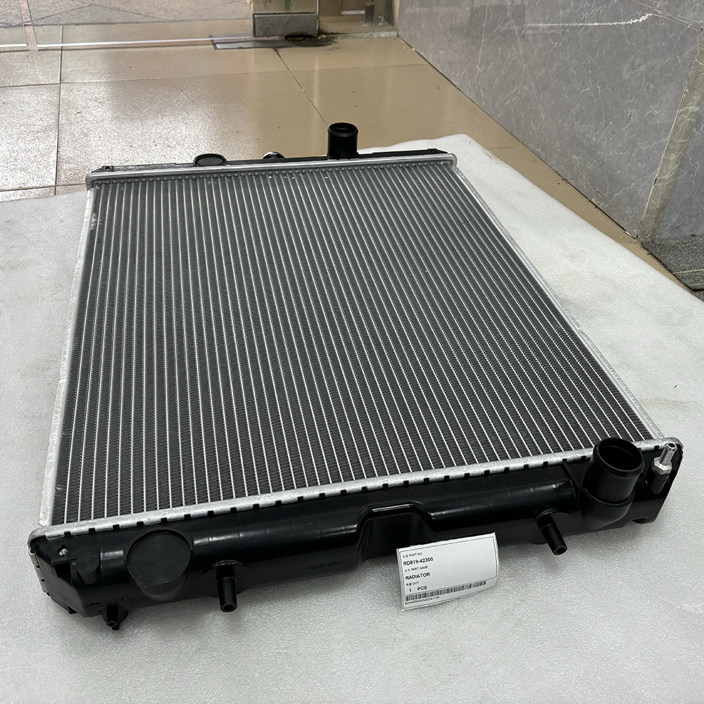 MADE IN CHINA SPARKLING MACHINERY NEW KX080 RD819-42300 RADIATOR
