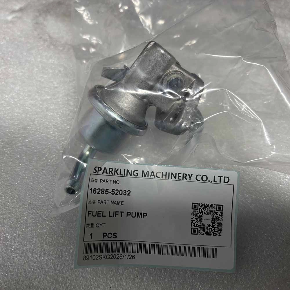 16285-52032-fuel-lift-pump-for-Kubota-D905-D1105-engines