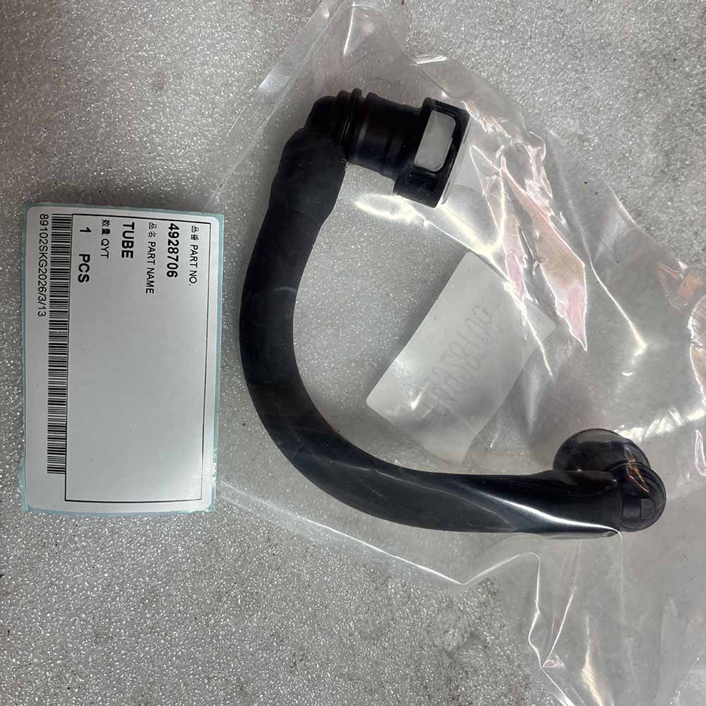 4928706-heavy-duty-fuel-supply-tube-for-Cummins-8.3L-engine