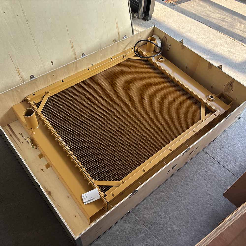 Aluminum-and-copper-core-radiator-134-03-71112-view