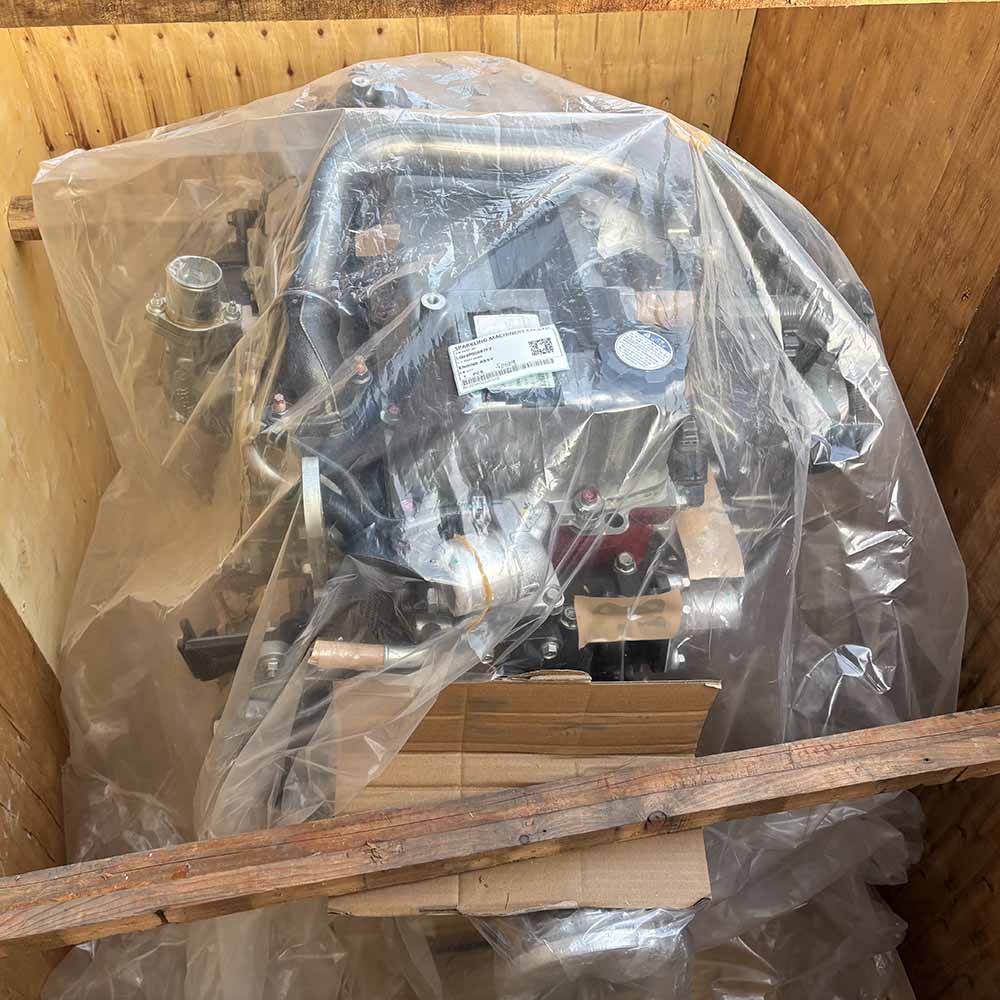 Hino-J05E-complete-engine-assembly-for-Kobelco-SK200-8-excavator