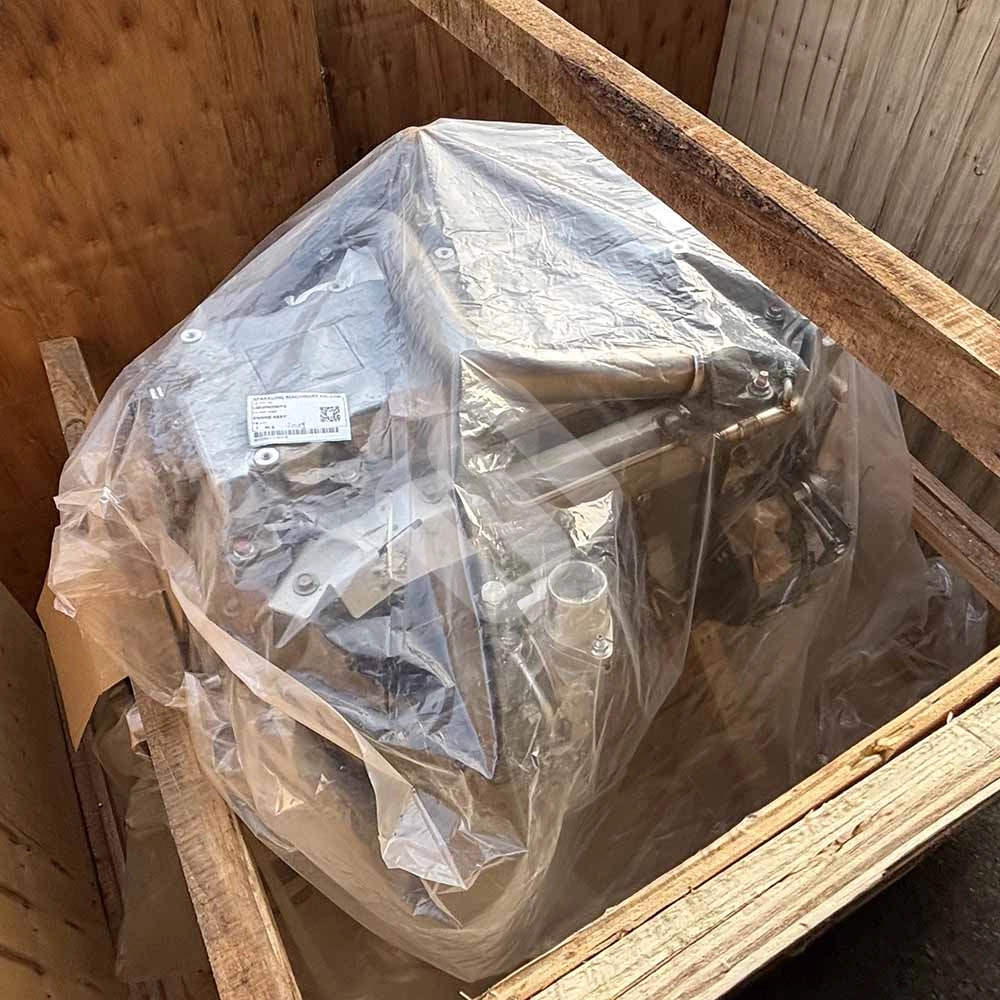 Hino J05E Engine Assembly LQ02P00097F2 for Kobelco SK200-8, SK210-8 LQ02P00097F2-diesel-engine-assy-side-view-for-SK210-8
