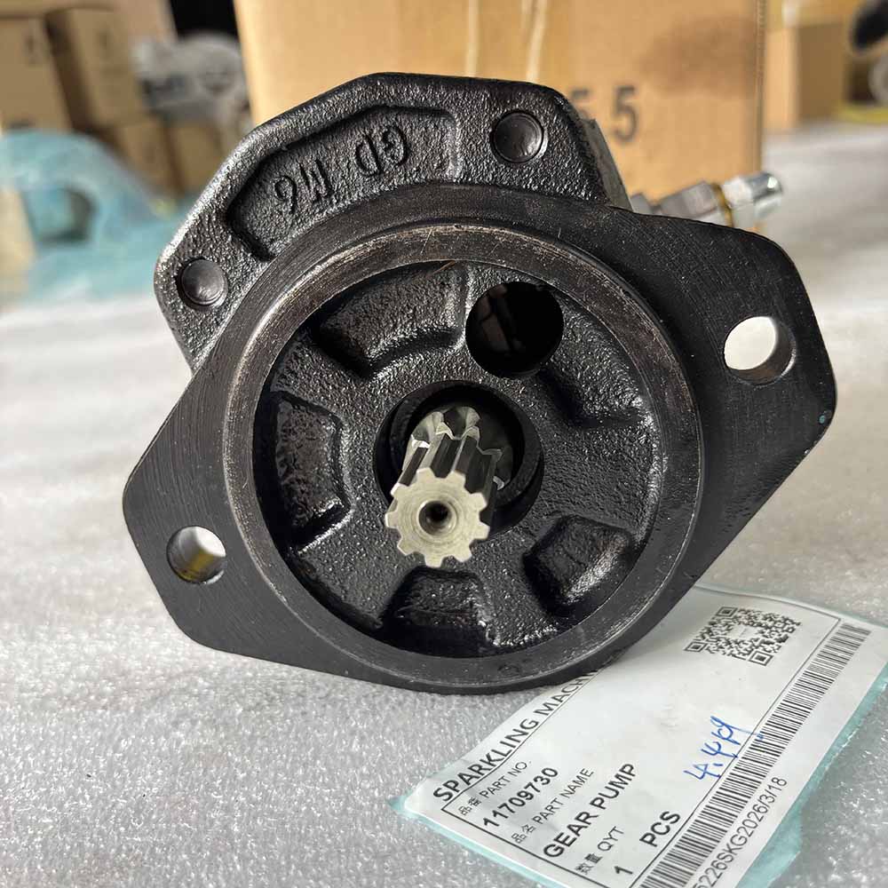 Replacement-hydraulic-pump-11709730-for-Volvo-BL70-series