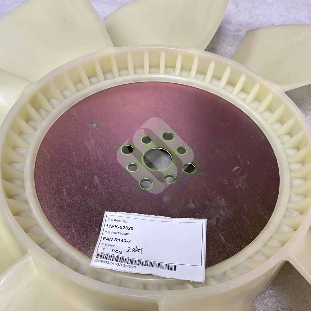 11EK-02320 Engine Cooling Fan for Hyundai R140LC-7, R140W-7, R130W-3 11EK-02320-Hyundai-replacement-fan-view-showing-mounting-hub