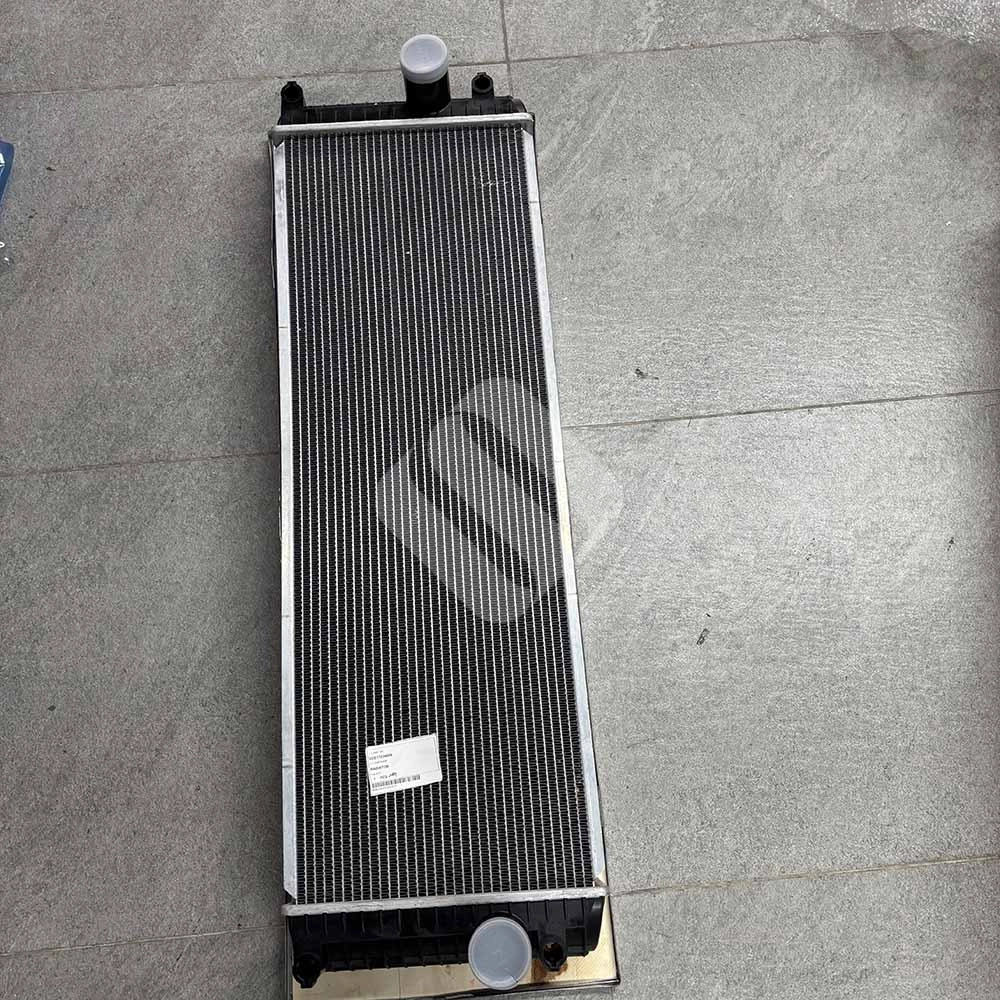 VOE17224008 Radiator for Volvo EC300D, EC250D, PL3005D Heavy-duty-engine-radiator-VOE17224008-for-Volvo-PL3005D