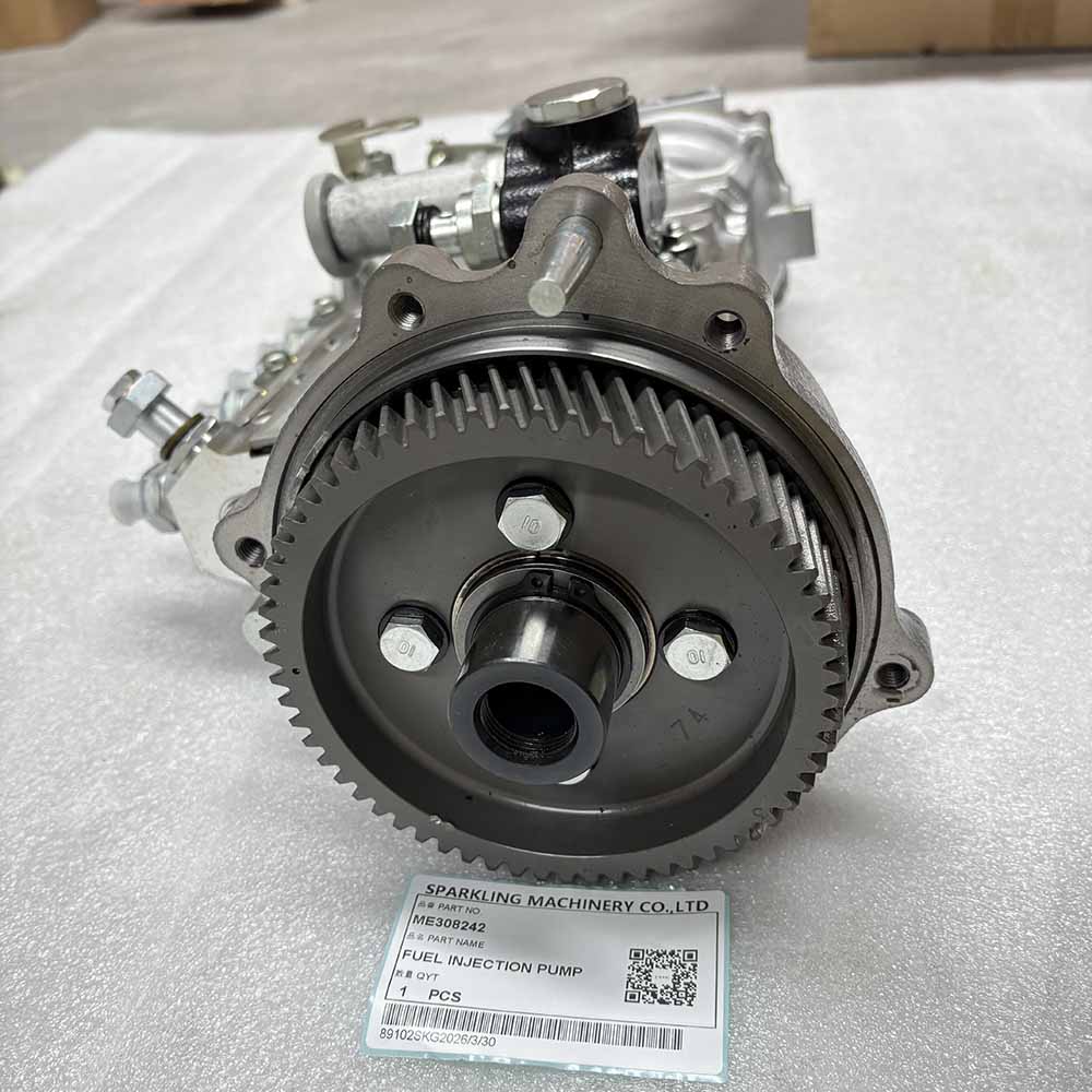 Kobelco-SK210-excavator-fuel-pump-assembly-ME308242