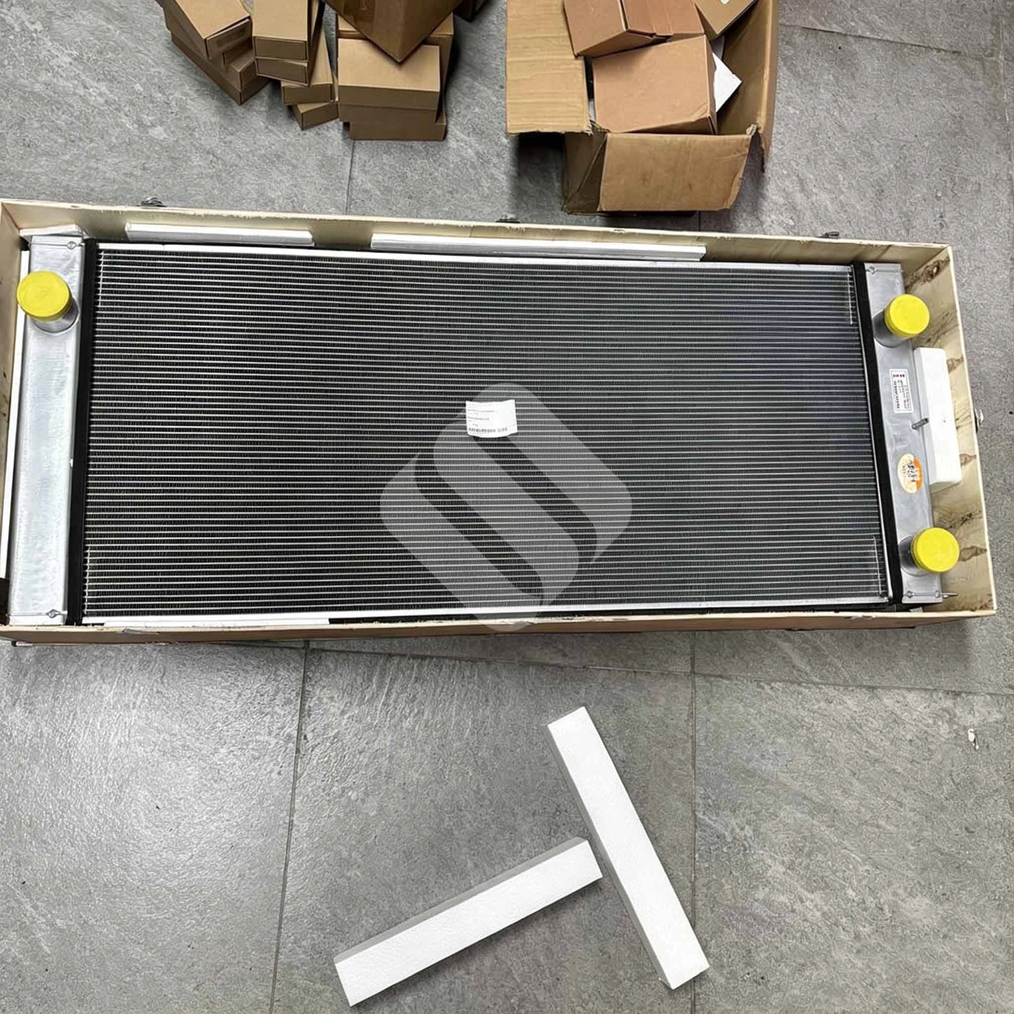421-03-61111 Engine Radiator for Komatsu WA470-8 & WA470-8E0 4210361111-Komatsu-replacement-radiator-core-front-view