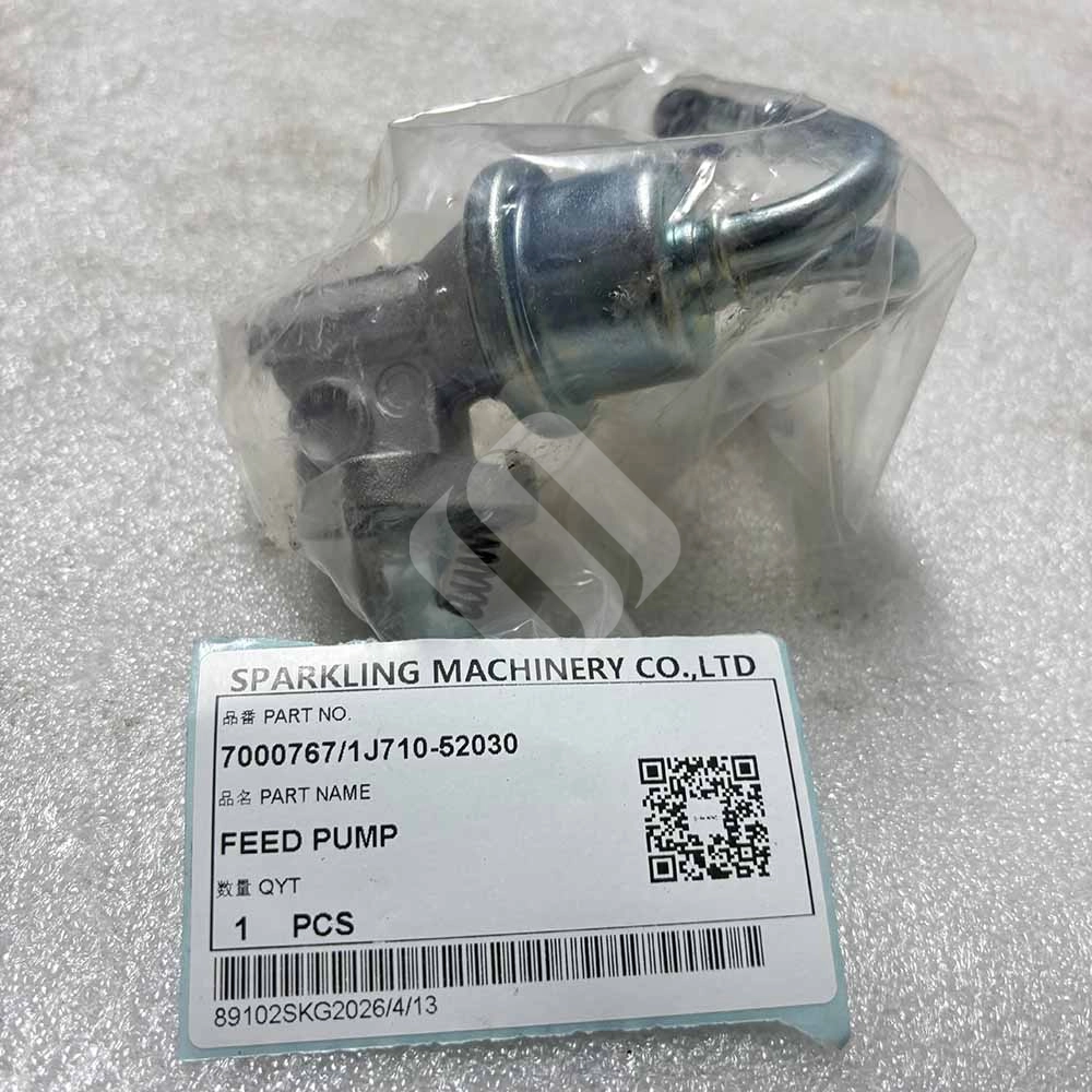 7000767 1J710-52030 Feed Pump for Bobcat Construction Equipment S160, S185, S205, T180, T190 IMG_6358