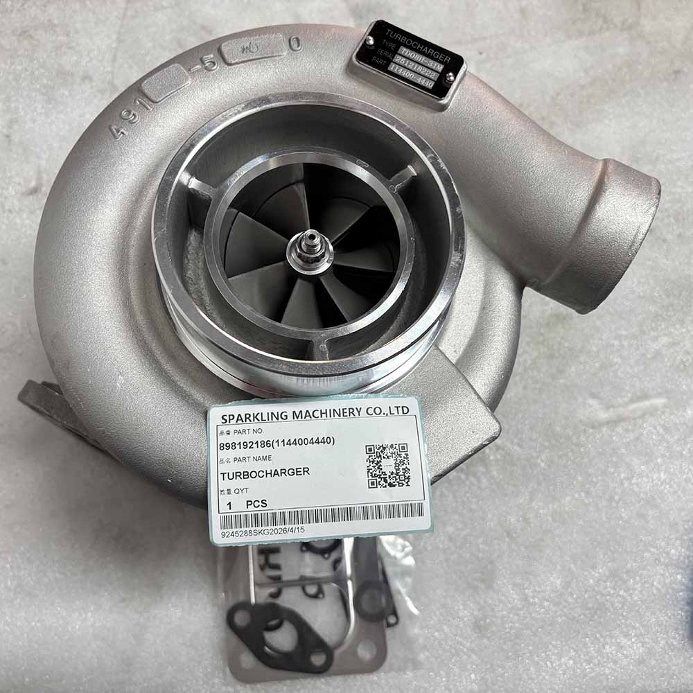 Isuzu-6-cylinder-15.6L-diesel-turbo-898192186-exhaust-inlet-view