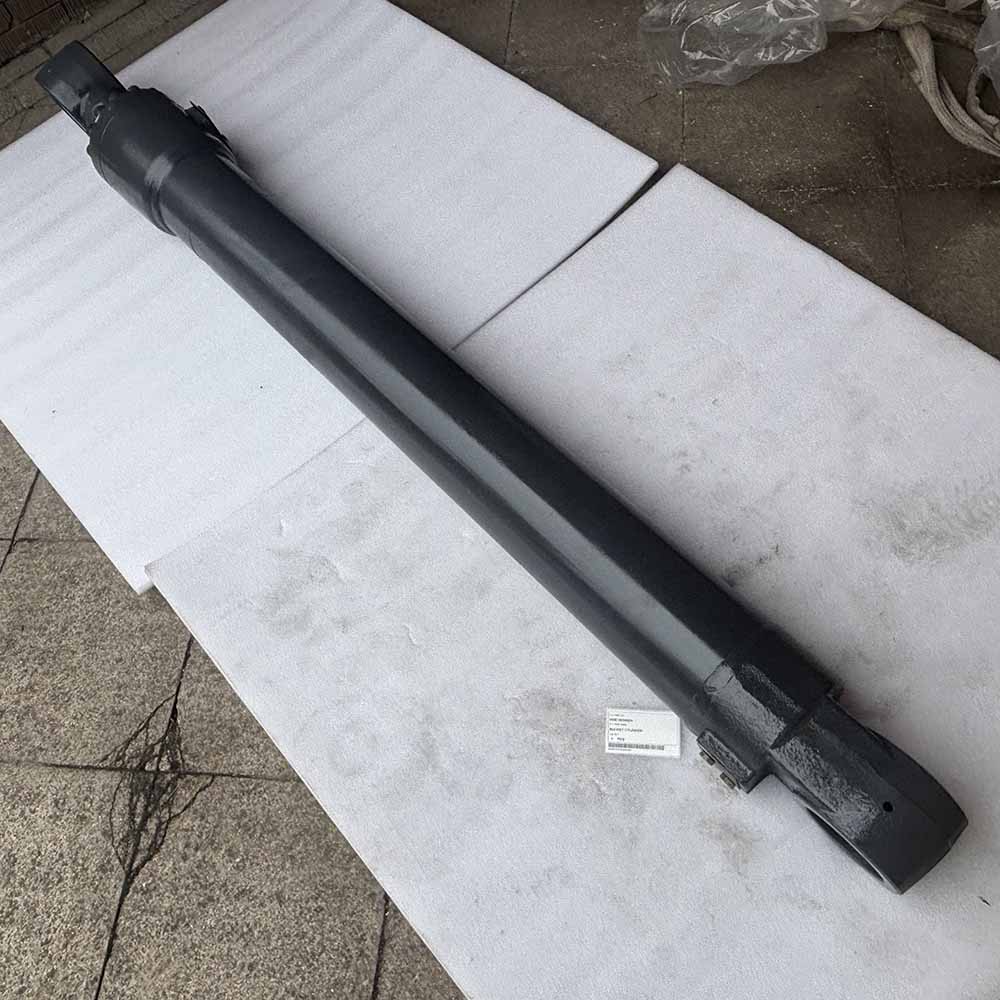 VOLVO EXCAVATOR PARTS MADE IN CHINA NEW EC210C EC220D EC220E EC235C EC235D VOE14534533 BUCKET CYLINDER SPARKLING MACHINERY