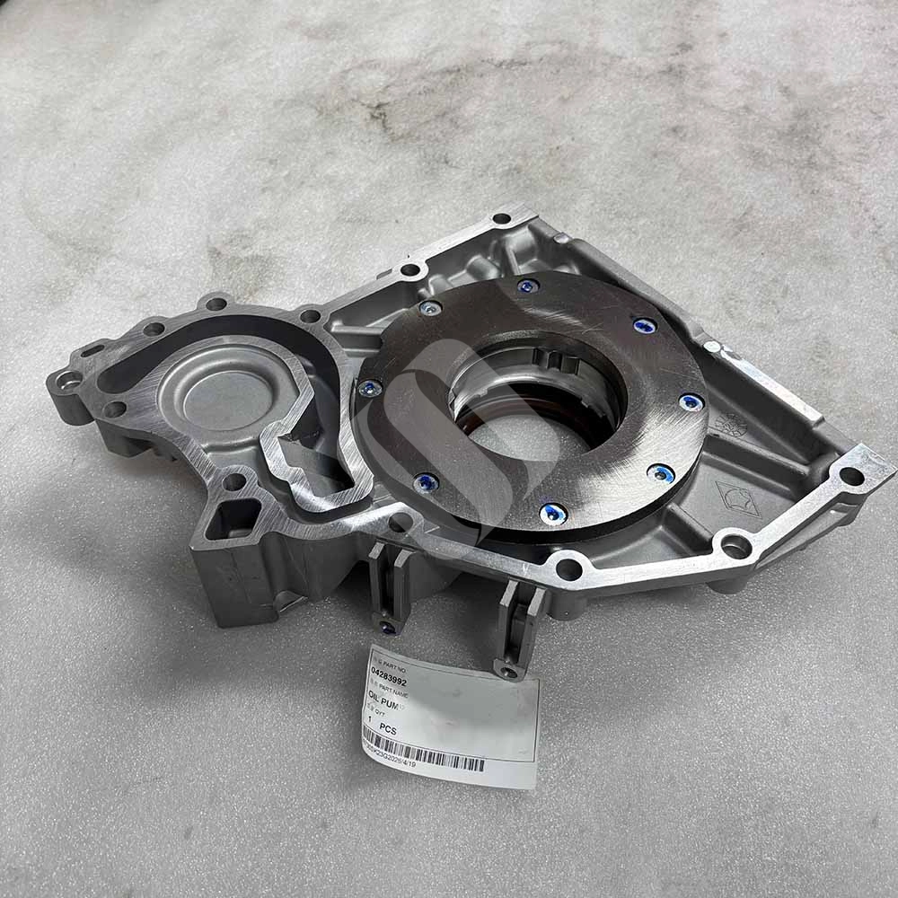04283992 Engine Oil Pump for Deutz BF4M2012C & BF4M2013C Aluminum engine 04283992 oil pump housing with internal rotor and part tag.