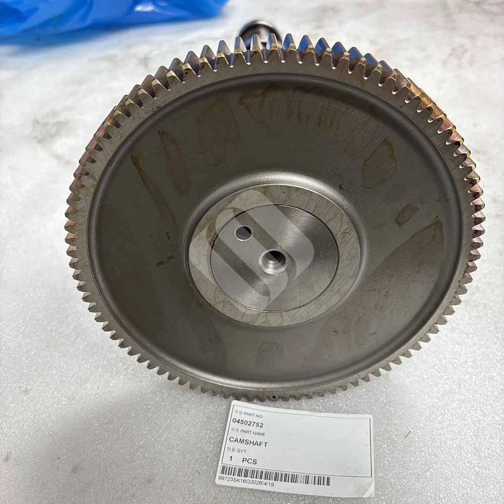 04502752 Engine Camshaft for Deutz TCD 2012 L04 2V Metal camshaft gear with part number 04502752 label