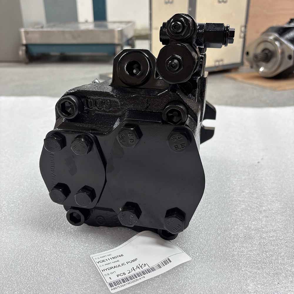 11190766-replacement-gear-pump-showing-splined-shaft-and-ports