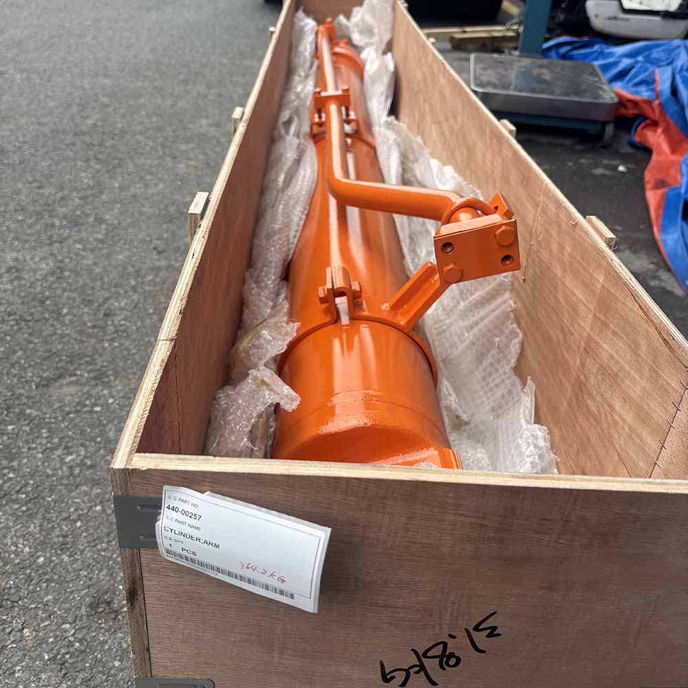 MADE IN CHINA SPARKLING MACHINERY NEW 440-00257 CYLINDER;ARM