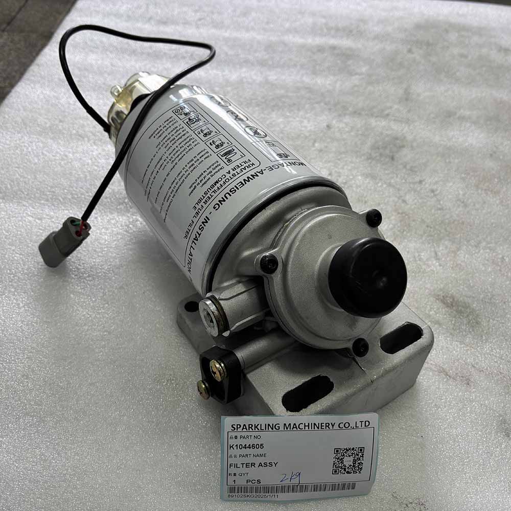 High-Quality 2Kg K1044605 Filter Assembly for Doosan Excavators DX140LC, DX180LC, DX140W, DX190W