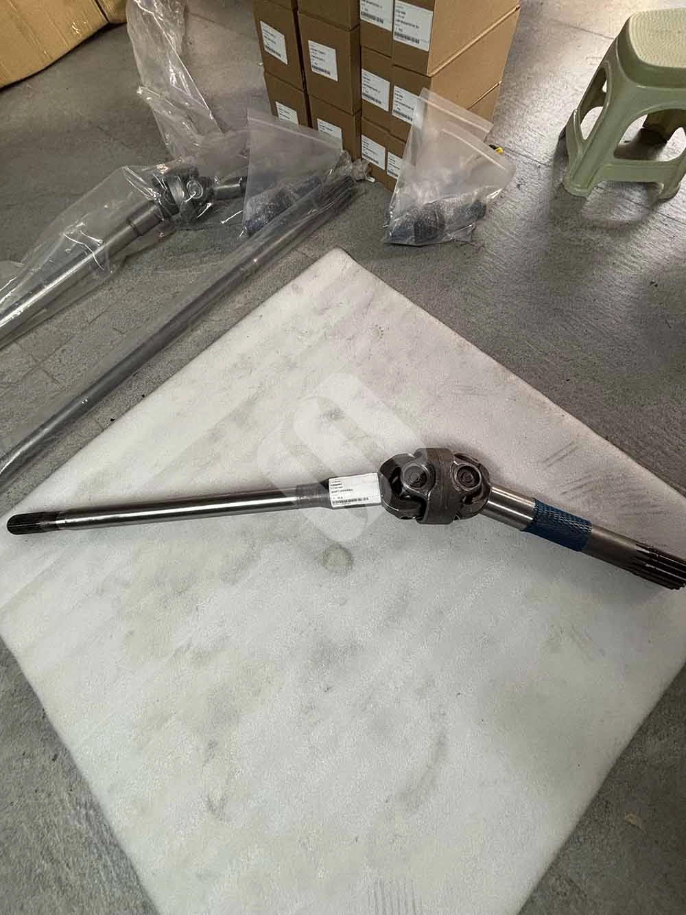 K9004063 Universal Drive Shaft for Doosan DX210W, DX210W-5 and Solar 210W-V Wheeled Excavators K9004063 universal shaft for doosan wheeled excavator